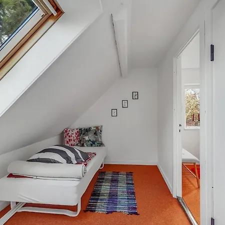 3 Bedroom Amazing In Holiday home Tranekaer