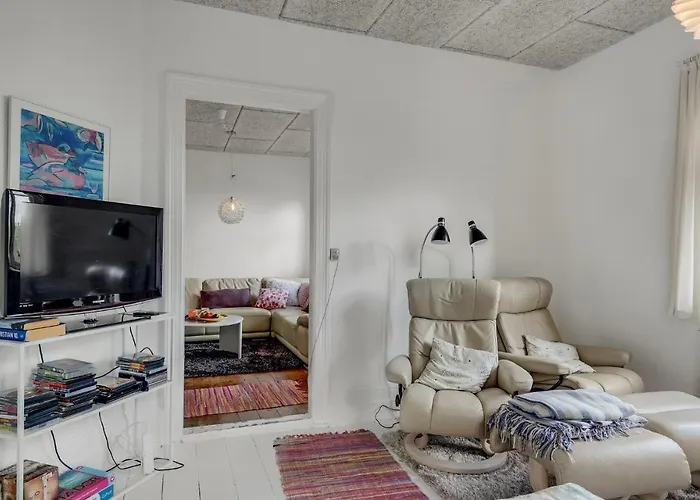 Stunning In With Wifi بيت للعطل *